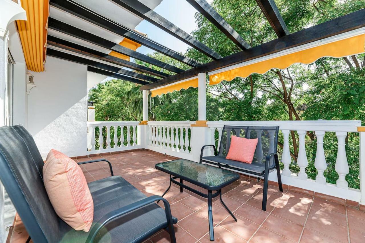 Apartment Friends & Family Well Presented Located In La Dama De Noche