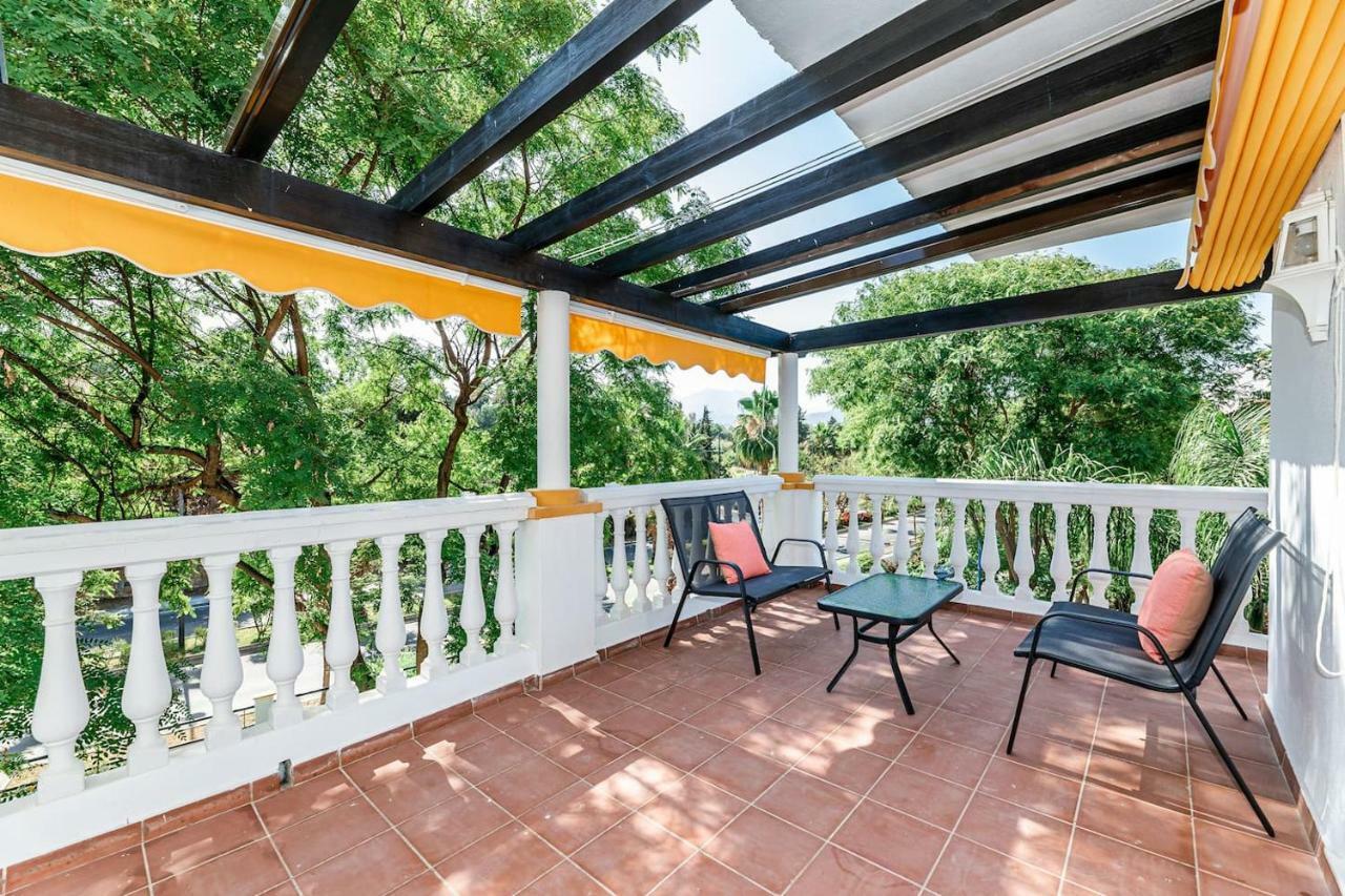 Apartment Friends & Family Well Presented Located In La Dama De Noche *